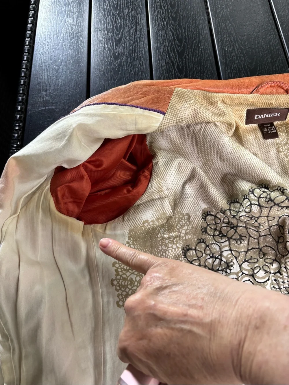 Danier Tan Leather Button-Front Jacket - Picture 15 of 16